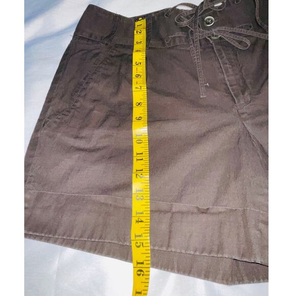 Banana Republic Martin Fit Shorts - Women's Size 12 - Cotton Blend w/ Stretch - Picture 6 of 7
